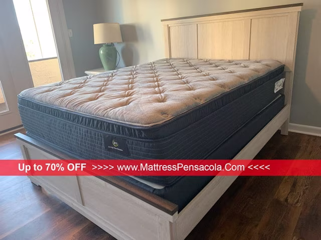 Queen size bed - Pensacola Fl